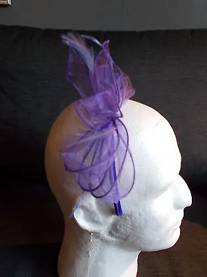 M&S Fascinator Organza Style Bow & Feather ONE SIZE Violet BNWT • £9.99