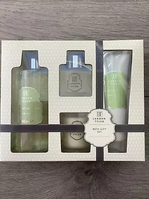 Landon Tyler Country Meadow Bath Gift Set • £7