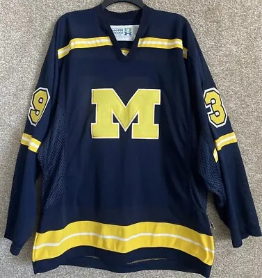 Vintage Hooter Sportswear NCAA Michigan Wolverines Hockey Jersey Size Large USA • $59.99
