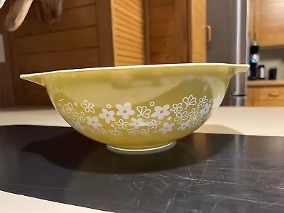 Vintage PYREX 4 Qt Spring Blossom Mixing Bowl #444 • $20