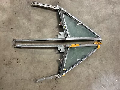 1968 69 70 B Body  Driver And Passenger Vent Window Assemblies With New Glass • $299