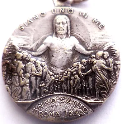 One In Me- Holy Jesus - Beautiful 1975 Vintage Vatican Medal Pendant • $9.99