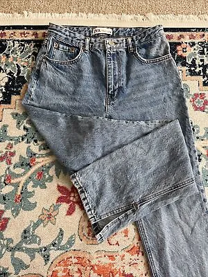 $10 • Buy Zara Womens Jeans Split Hem Size 6 