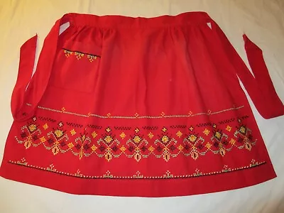 VINTAGE 1950s LADIES HALF APRON LINEN? HAND WORK CROSS STITCHING VERY NICE! • $21.99