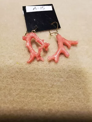 Vintage Branch Coral Earrings A-15 • $25