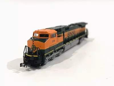 $119.99 • Buy N-Scale KATO 176-3801 BNSF C44-9W #976 Diesel Engine MINT