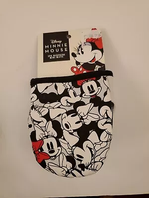 Disney Mickey Minnie Mouse Mini Oven Mitts 2 Pack Variety • $8.99