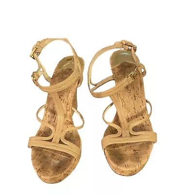 Michael Kors Platform Sandals Size 5.5 • $0.99