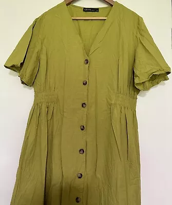 Classic Green Cotton Dress | Plus Size | Pleated | Vintage Look | Pinup | Curvy • $25