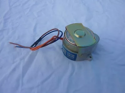 Synchronous 240 Volt 50HZ 1RPM Clock Motor • £15.50