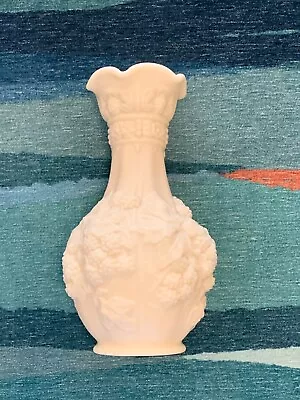 Imperial ? Glass Ivory Milk Glass Loganberry Grapes Vase 10 1/4  Tall • $29