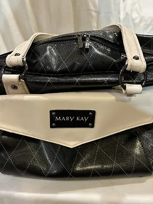 Nwot  MARY KAY Lg Black Consultant Cosmetic Travel Luggage Tote Bag With Mirror  • $40