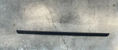 $84.99 • Buy 1986 Honda Crx SI Rear Hatch Tailgate Upper Window Molding (Used) OEM Black