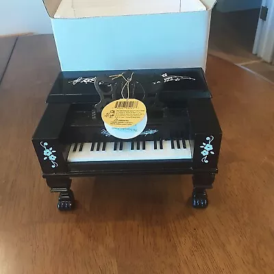 1996 Muffy Vanderbear Piano Black A Legendary Family Plays Music NIB • $45