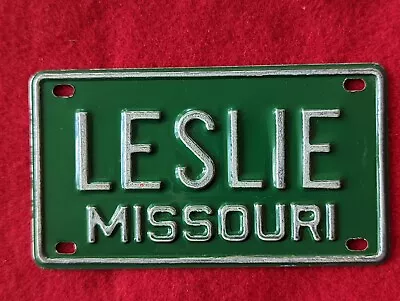 Vtg 1960s Green Aluminum License Plate LESLIE Missouri GIRL Name Bike Scooter • $9.99