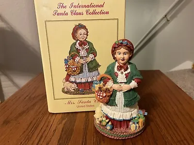 The International Santa Claus Collection United States Mrs Claus MC02 1999 • $10