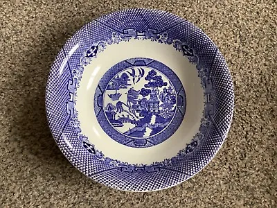 Vintage BARRATT’S Of Staffordshire Willow Pattern Serving Bowl 22.5cm Diameter • £7