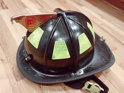 Black Fire Fighter Helmet Cairns 1044 B • $150