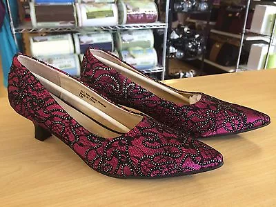 Midnight Velvet Pink & Black Size 6.5M Lace Pumps - NEW! • $29.99