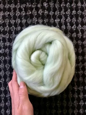 2 Oz Lily Merino Wool Roving 22.5 Micron For Spinning Felting Weaving • $5.75