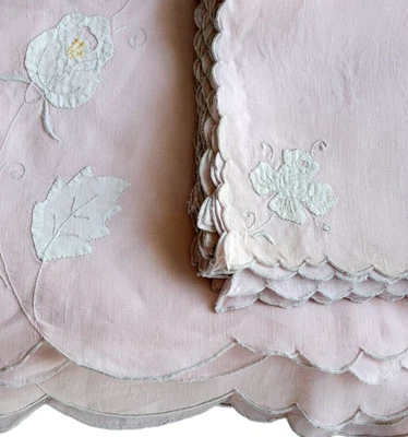 $49.95 • Buy Vintage Tablecloth 8 Napkins Set Embroidered Applique Linen Flowers Pink & White