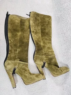 Vero Cuoio Green Chain Boots  Womens • $29