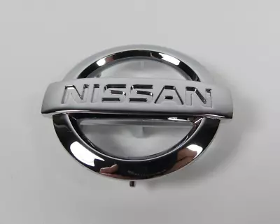 $12.99 • Buy Nissan Steering Wheel Emblem 2  Genuine OEM Chrome Badge Altima Sentra Maxima