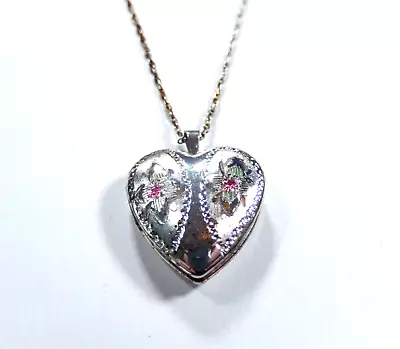 *VINTAGE*  Sterling Silver 925 Etched Heart Locket Pendant W/18  Sterling Chain • $39.99