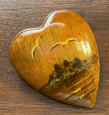 Vintage Lacquered Painted Island Scene Wood Heart Shaped Brooch Pin • $12.99