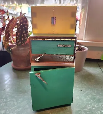 Vintage 1960’s Barbie Deluxe Reading Kitchen Refrigerator Barbie Dreamhouse • $19.99