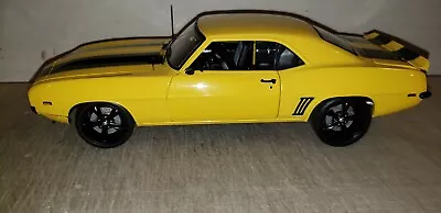 ACME 1:18 - 1969 CAMARO YELLOW JACKET -  A1805719 - NEW - Free Shipping • $99.99