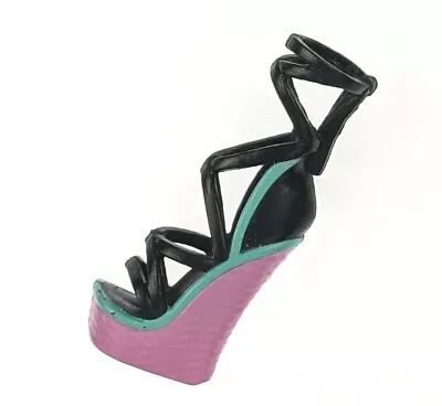 Monster High - Lagoona Blue - Maul Session - Left Pink Sandal Shoe Wedge Only • $8.99