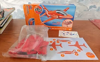 Airfix QUICK BUILD RAF Red Arrows Hawk # 6018 • £14.99