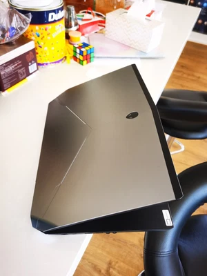 $800 • Buy Alienware 15 Intel I7-4710HQ 32GB Ddr4RAM  1TB SSD  GTX 980M FHD Win 10