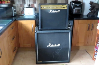 £50 • Buy Marshall MG100DFX Amplifier Marshall  1960 Lead Cabinet