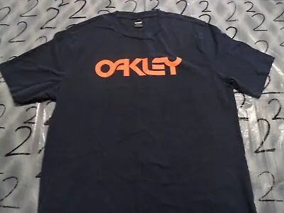 Large Oakley Orange On Navy Blue Scatter Skull Japan Shirt • $9.99