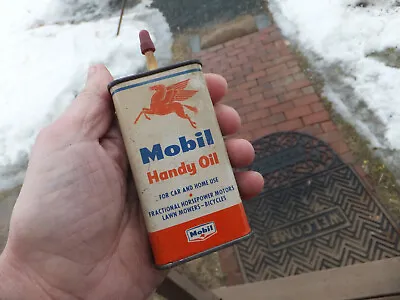 Vintage MOBIL Flying Horse Pegasus Handy Oil  Home / Car Squeeze Tin Can Spout  • $29