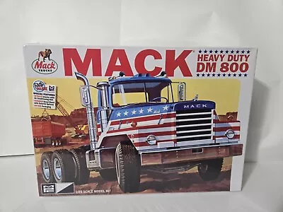 MPC 1-25 Scale Mack Heavy Duty DM 800 Sealed New Nice • $65