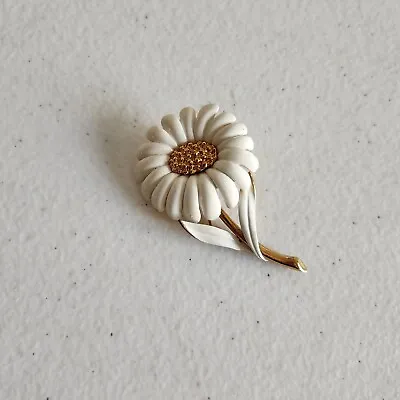 Monet Flower Pin Brooch White Enamel Daisy Brushed Gold • $12.75