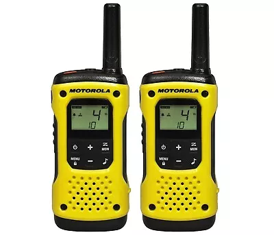 Motorola TLKR T92 Floating Walkie Talkie Twin Pack With Travel Case • £99.58