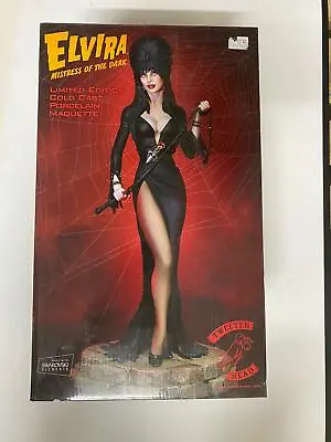 Sideshow Tweeterhead Elvira Mistress Of The Dark Maquette  • $1299