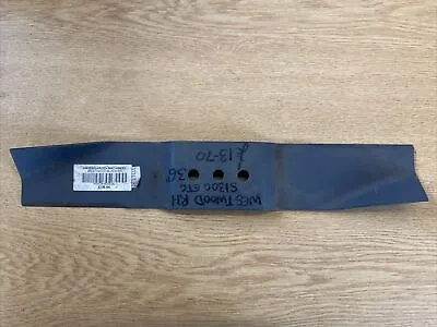 Westwood/Countax 15  R/H Blade RCL24600300 • £12