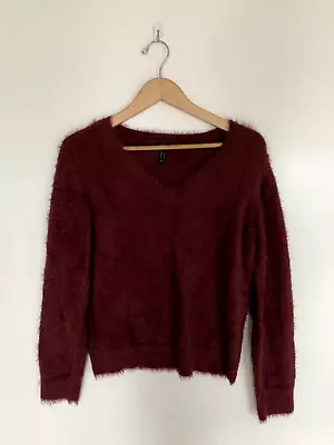 GILI Women's Pullover Sweater Small Fuzzy Soft Maroon V Neck Stretch Long Sleeve • $9.99