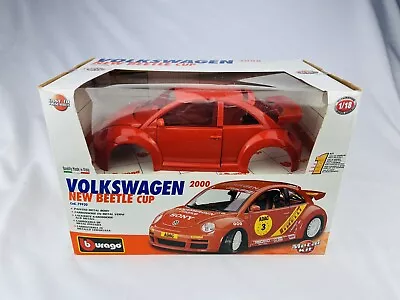 BbURAGO VOLKSWAGEN  NEW BEETLE 2000 CUP. METAL KIT ORANGE COD. 79920 • $21.25