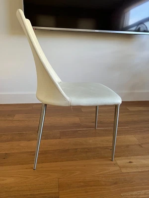 $10 • Buy 6 X Dining Chairs Used, High Back, White Faux Leather, Satin Chrome Legs