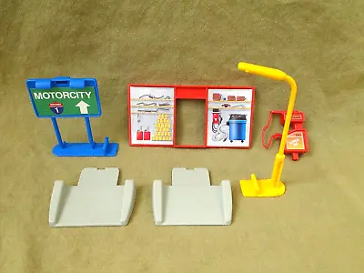 Vintage 1987 Matchbox Motorcity Deluxe Play Track Set Accessories Lot • $14.99