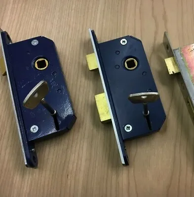   Willenhall LocksNarrow Style 5 Lever Mortice Lock 2  (50mm) Body 2 Finishes • £35.95