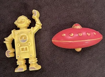 Vtg Selfix Magnets Made In Hong Kong- Robot UFO Spaceship • $11.49