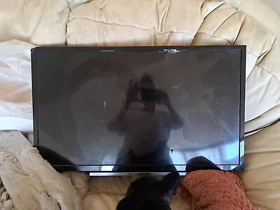 £5 • Buy Toshiba 32 Inch Smart Tv