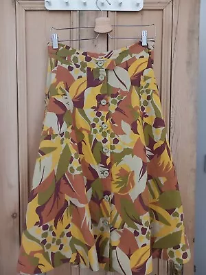 Vintage 1980's A-line Floral Skirt • £2.50